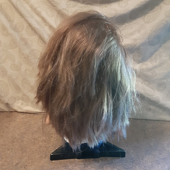 MGA Entertainment Oversized Yasmin Bratz Statue Figure. - Picture 3 of 7